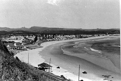 Kirra Beach f