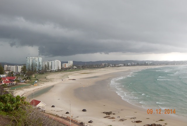 Kirra Beach (facing Miles St) in December 2014