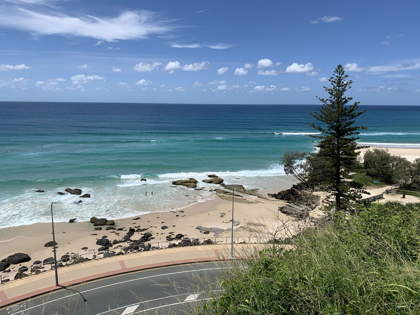 Kirra Point 06 February 2023