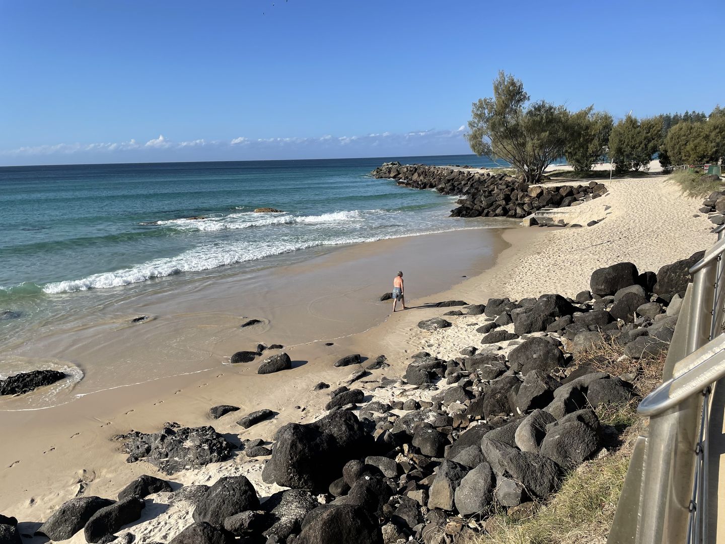 Kirra Point beach August 2021